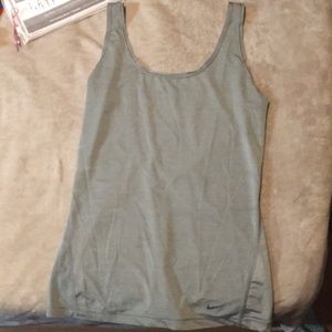 Women’s Nike workout tank top